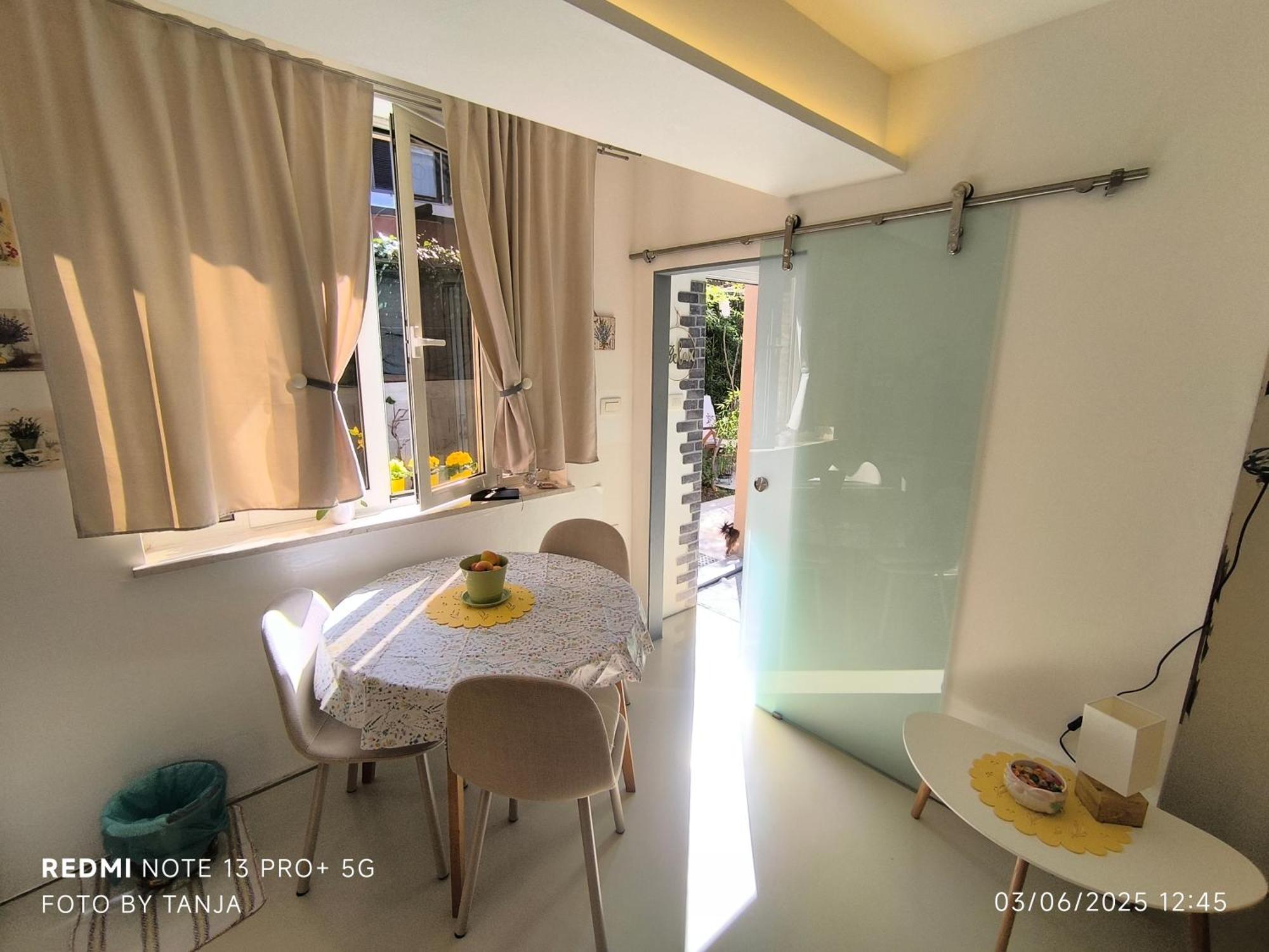 Apartma Rea Izola, Pergola & Terassa, Parking Exterior foto